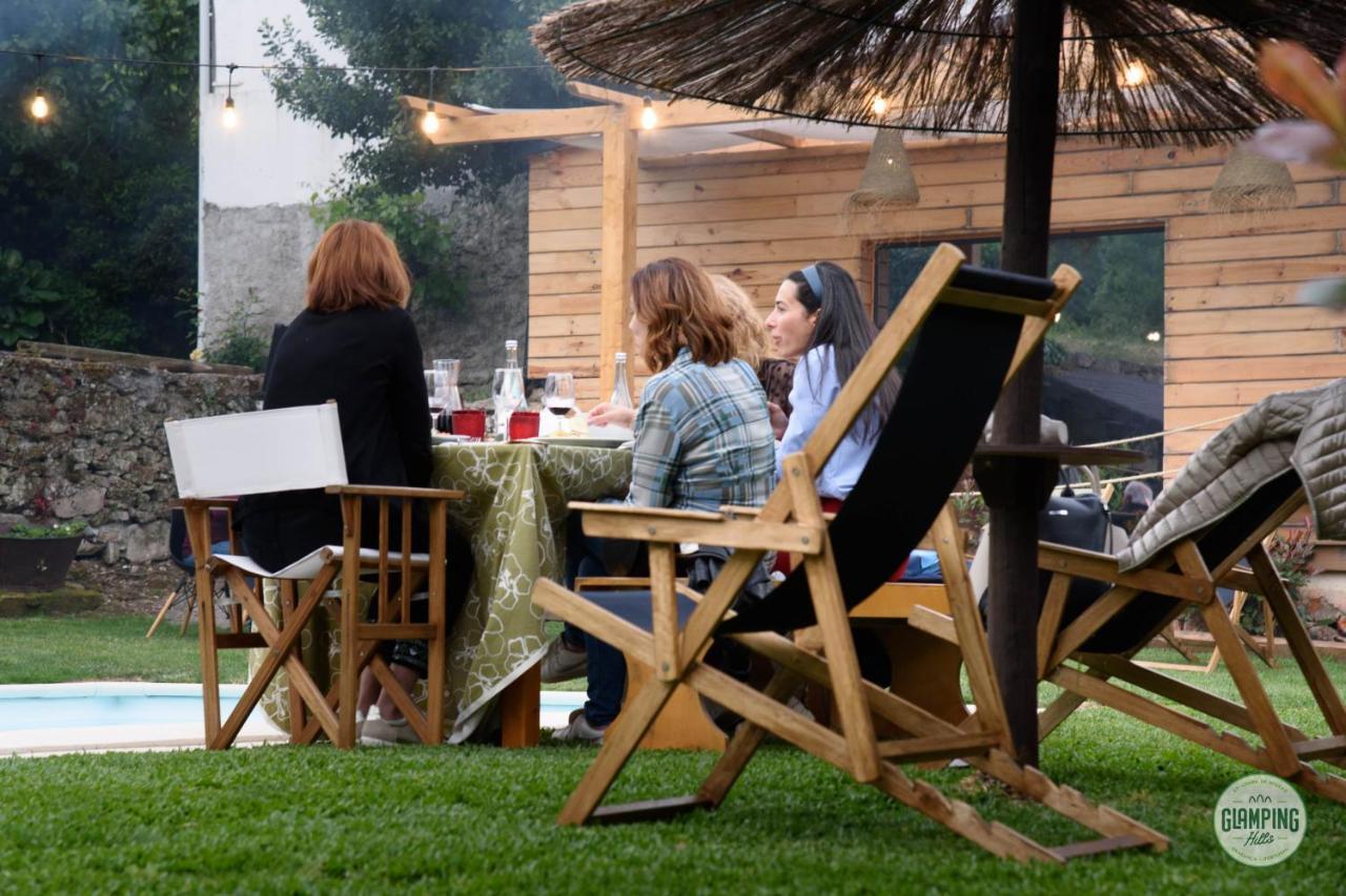 Glamping Hills Hotel Santa Comba de Rossas Buitenkant foto