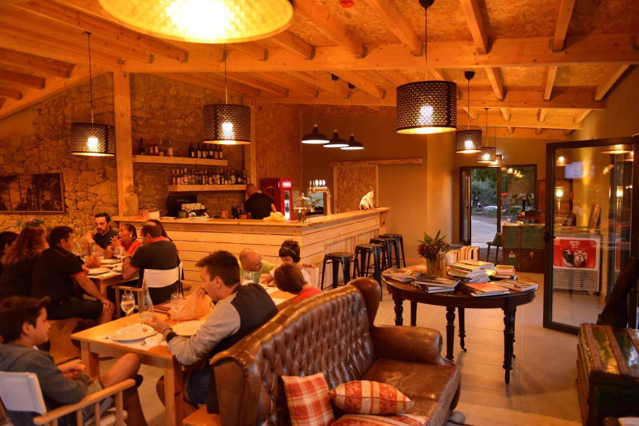 Glamping Hills Hotel Santa Comba de Rossas Buitenkant foto