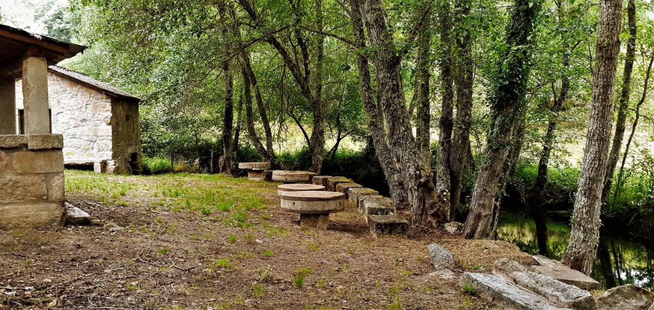Glamping Hills Hotel Santa Comba de Rossas Buitenkant foto