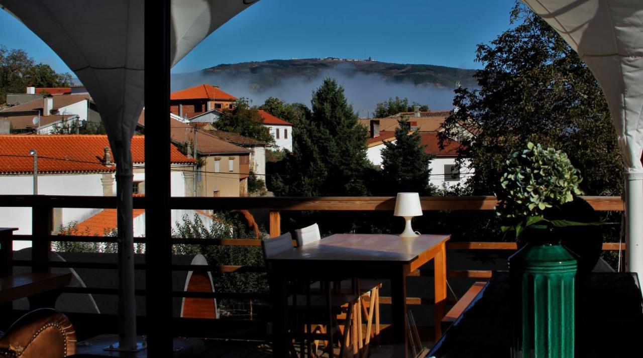 Glamping Hills Hotel Santa Comba de Rossas Buitenkant foto