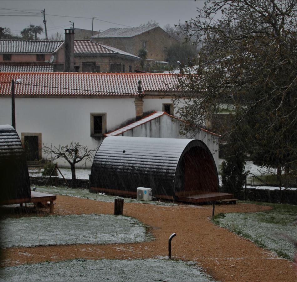 Glamping Hills Hotel Santa Comba de Rossas Buitenkant foto